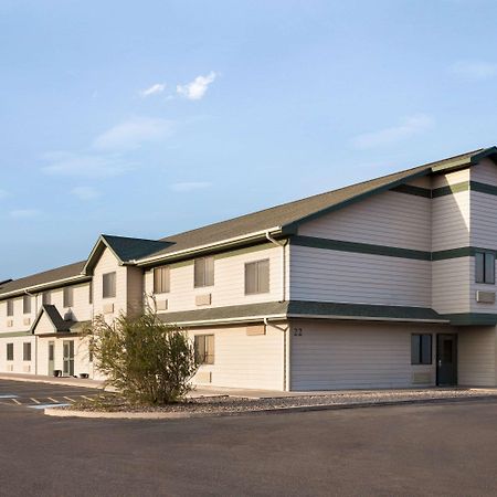 Travelodge By Wyndham Pecos Exterior photo