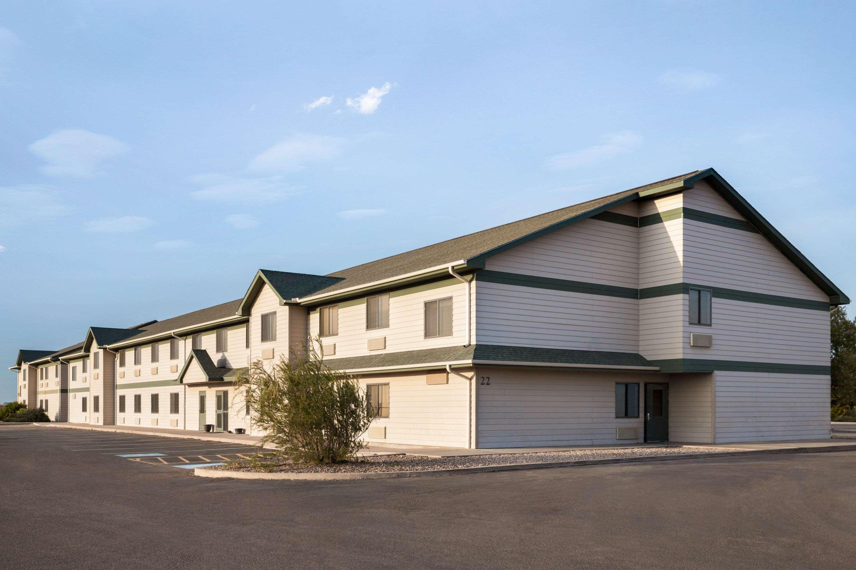 Travelodge By Wyndham Pecos Exterior photo